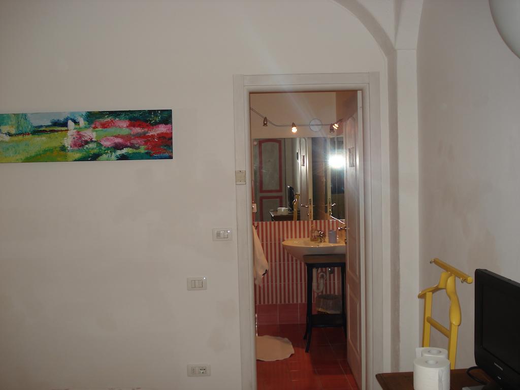 Villa Agriturismo La Vecchia Dolceacqua Extérieur photo